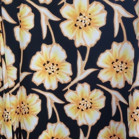 Jones New York Black Floral pull On Skirt Sz 2X - Picture 2 of 7